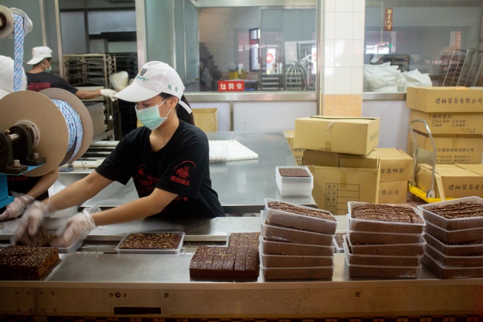 MaGung Brown Sugar Cake Tourism Factory- Production Line (source from Lion Group)
