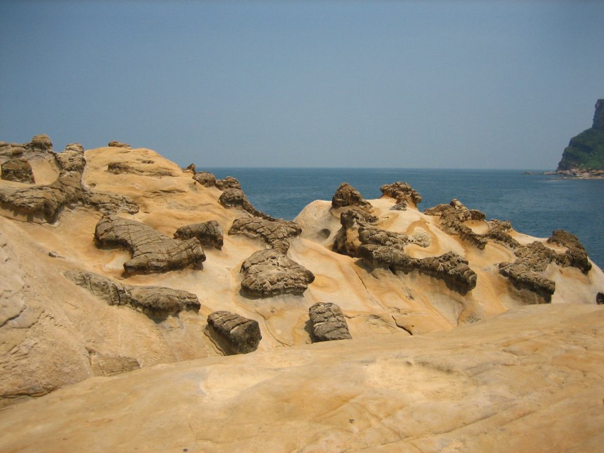 Yehliu Geopark- the beauty of rocks (source from Lion Group) 