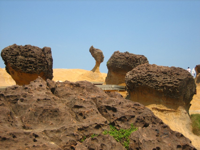 Yehliu Geopark- Overlooking of Queen's Head (source from Lion Group) 